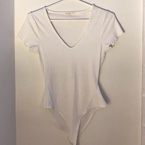 Lelis white bodysuit